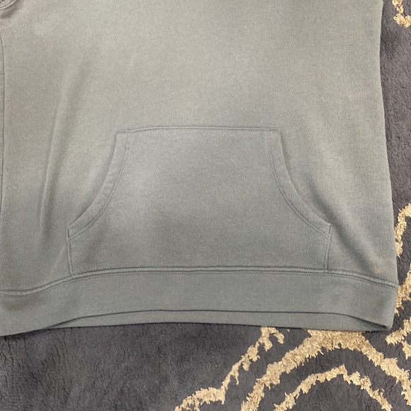 Junk Food Hoodie with cut off sleeves and patches Army Green - Picture 4 of 9